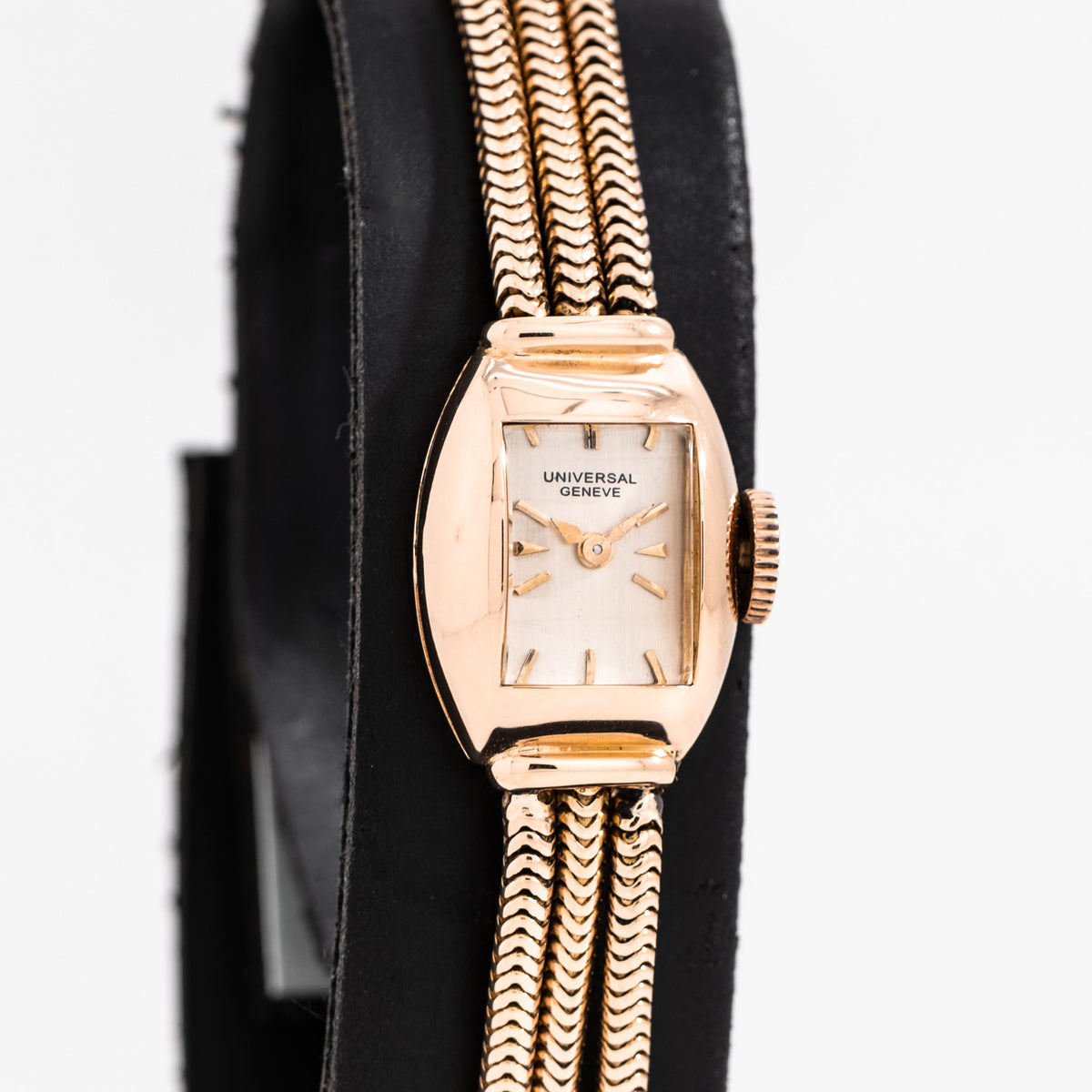 1949 Vintage Ladies Universal Genéve Ref. 140958 Solid 18k Rose
