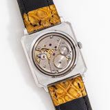 vintage ug ladies square ww, movement shot