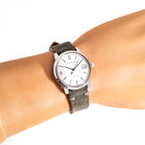 vintage girard perregaux ww gyromatic, wrist shot close up