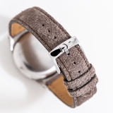 vintage omega chronograph ss, clasp shot with omega insginia