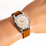 vintage automatic jumbo ww, wrist shot close up