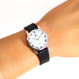 vintage universal geneve altesse ww, wrist shot close up