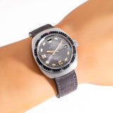 glycine automatic grey dial ww, wrist shot close up
