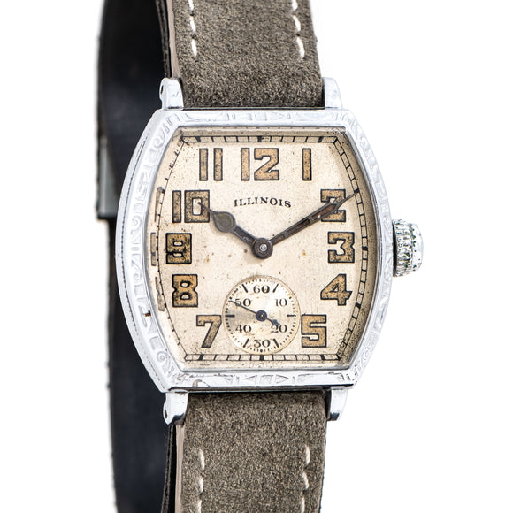 1930 Vintage Illinois Tonneau Shaped Nickel Watch (# 15419)