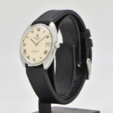 vintage universal geneve white shadow ww, side of the case with crown showing