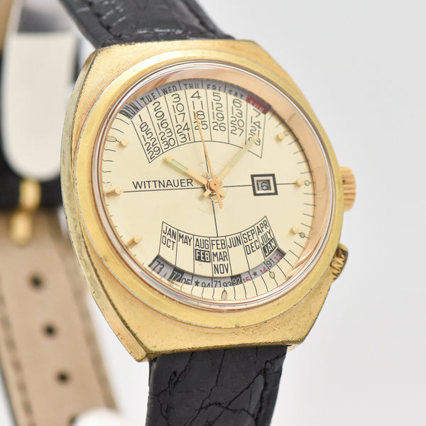 Wittnauer shop calendar watch